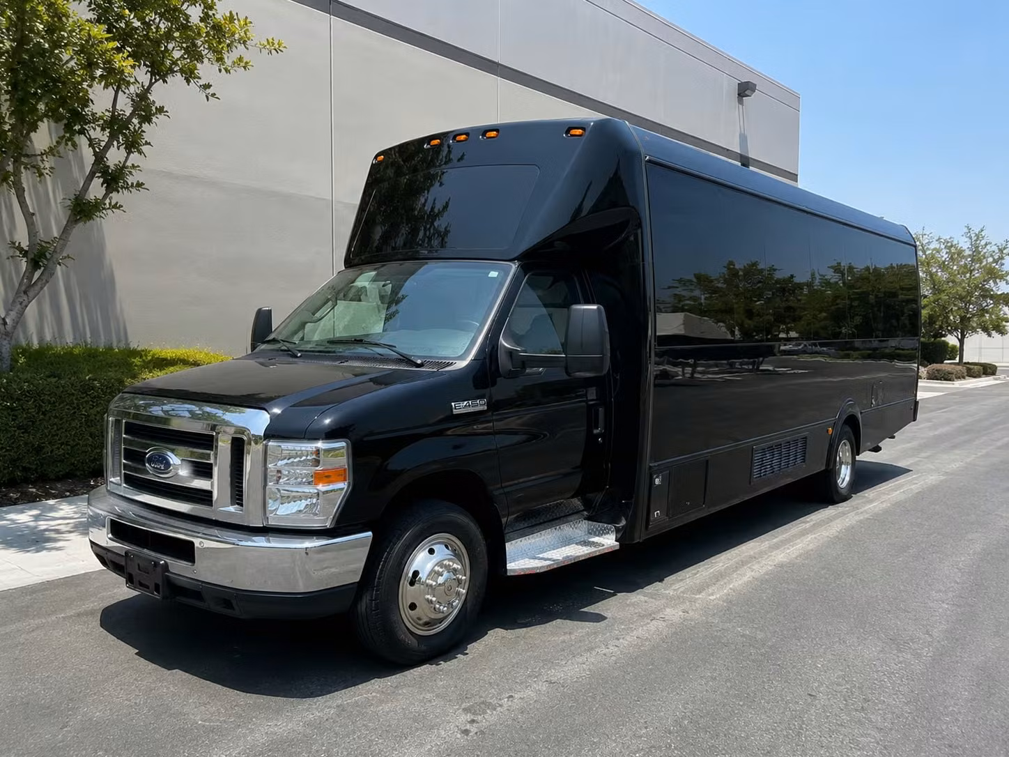 bachelorette party and bridal party bus rentals in greensboro